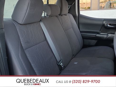 Used 2016 Toyota Tacoma TRD Off-Road w/ Towing Package image 25