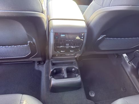 New 2026 Jeep Grand Cherokee L 4WD image 32