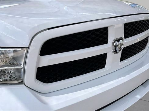 Used 2019 RAM 1500 Express w/ Express Value Package RWD image 28