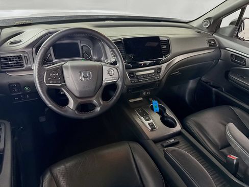 Used 2023 Honda Passport EX-L image 19