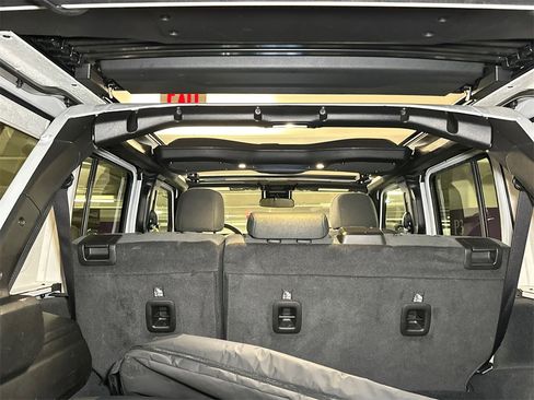 Used 2024 Jeep Wrangler Unlimited Sahara image 7