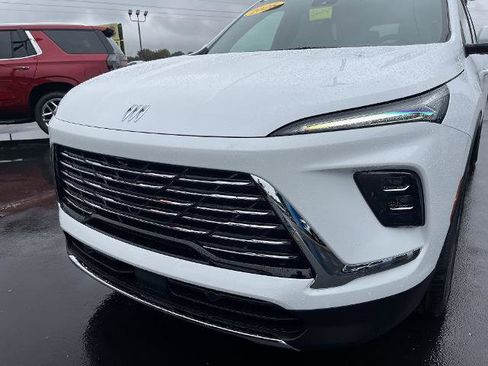 New 2026 Buick Enclave Preferred w/ Power Package image 10