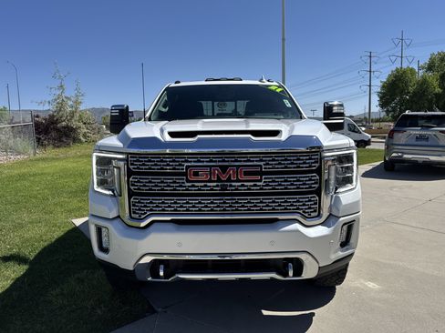Used 2021 GMC Sierra 3500 Denali w/ Denali Ultimate Package AWD/4WD image 8