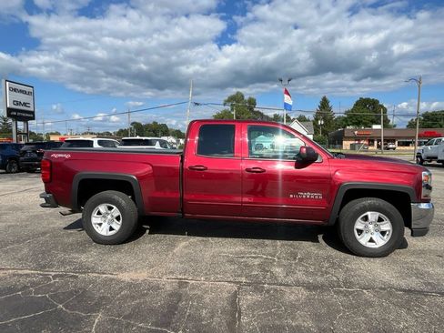 Used 2017 Chevrolet Silverado 1500 LT w/ True North Edition AWD/4WD image 2