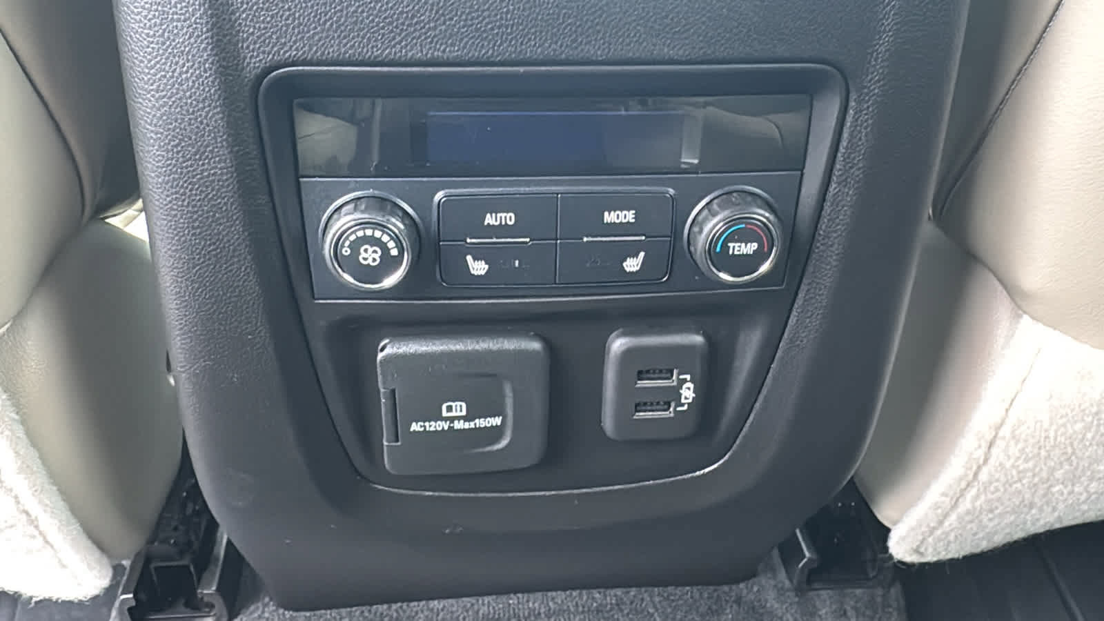 Certified 2019 Buick Enclave Premium w/ Trailering Package, 5000 lbs. AWD/4WD image 33