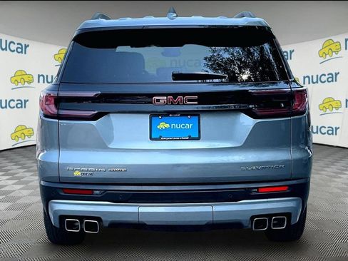 Used 2026 GMC Acadia Elevation w/ Elevation Premium Package AWD/4WD image 5