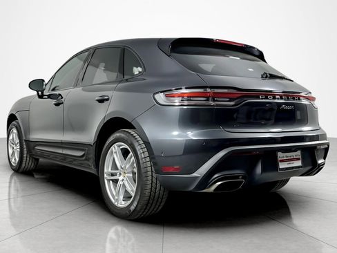 Used 2023 Porsche Macan image 3