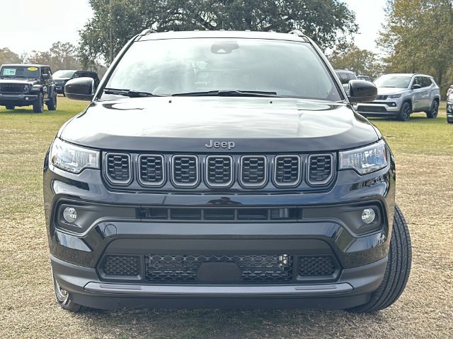 New 2026 Jeep Compass Latitude AWD/4WD image 3