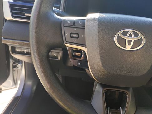 Certified 2025 Toyota Camry LE image 18