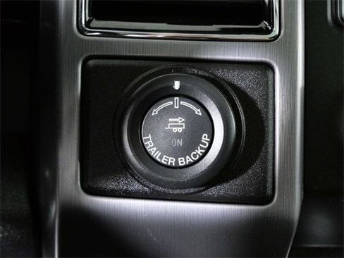 Used 2021 Ford Expedition Platinum image 23