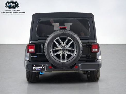 Used 2024 Jeep Wrangler Unlimited AWD/4WD image 4