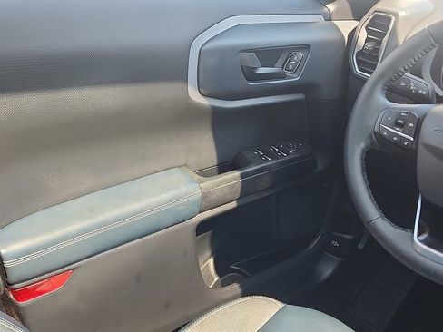 Certified 2022 Ford Bronco Sport Outer Banks w/ Tech Package AWD/4WD image 11