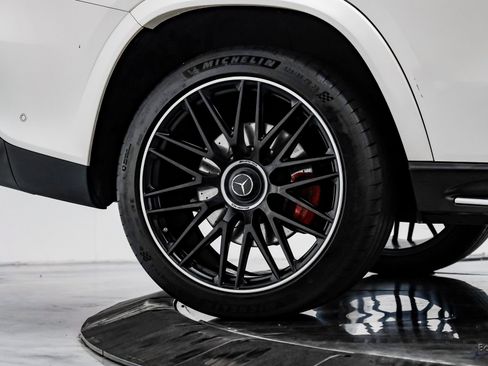 Used 2022 Mercedes-Benz GLS 63 AMG 4MATIC w/ Warmth & Comfort Package image 92