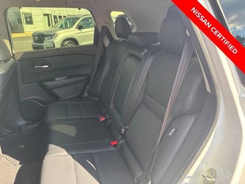 Certified 2023 Nissan Rogue SV w/ SV Premium B Package AWD/4WD image 23