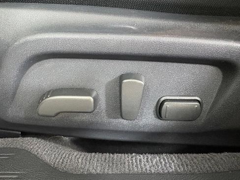 Used 2016 Subaru Outback 2.5i Premium AWD/4WD image 11