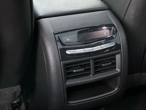 Used 2023 Cadillac XT5 Premium Luxury image 24