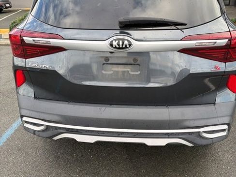 Used 2021 Kia Seltos S image 3