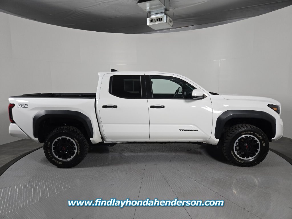 Used 2024 Toyota Tacoma TRD Off-Road AWD/4WD image 7