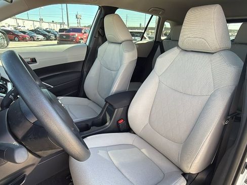 Used 2026 Toyota Corolla Cross L image 15