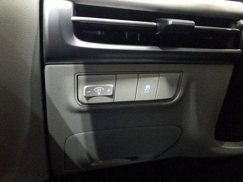 New 2026 Hyundai Tucson SE image 12