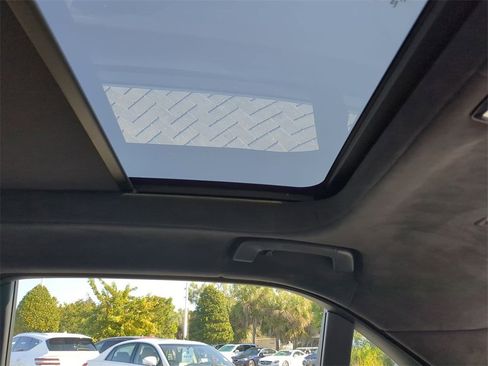 Certified 2024 BMW 740i image 21