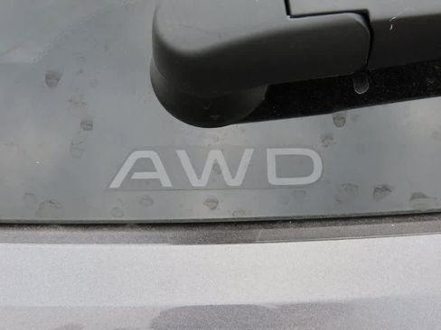 New 2026 Honda HR-V LX image 8