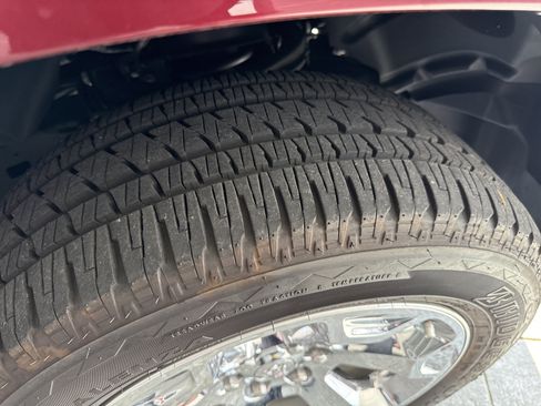 Used 2023 RAM 1500 Big Horn AWD/4WD image 5