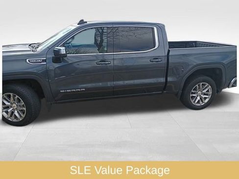 Used 2020 GMC Sierra 1500 SLE w/ SLE Value Package image 3
