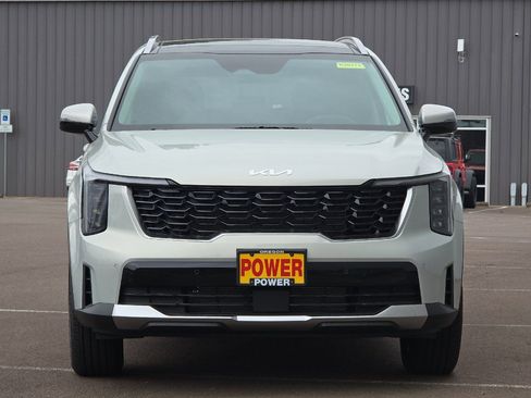 New 2026 Kia Sorento S image 3