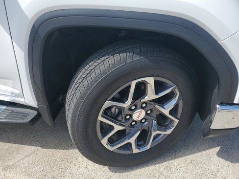 New 2026 GMC Sierra 1500 SLT RWD image 8