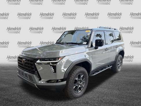 Used 2026 Lexus GX 550 AWD/4WD image 5
