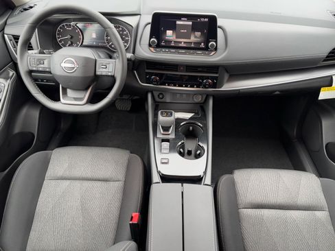 New 2026 Nissan Rogue SV image 15