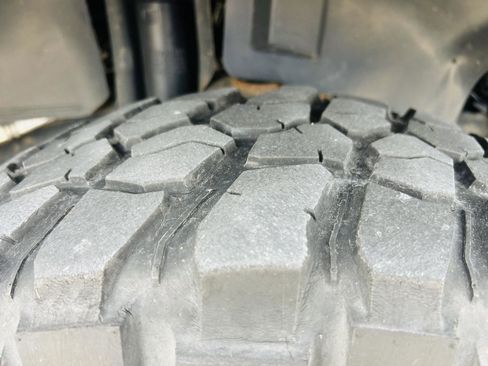 Used 2018 Jeep Wrangler Unlimited Rubicon w/ Cold Weather Group image 35