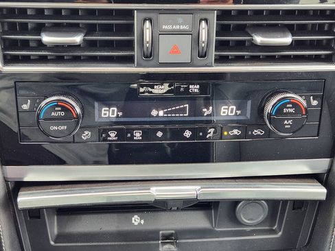 Used 2024 INFINITI QX80 Luxe AWD/4WD image 19