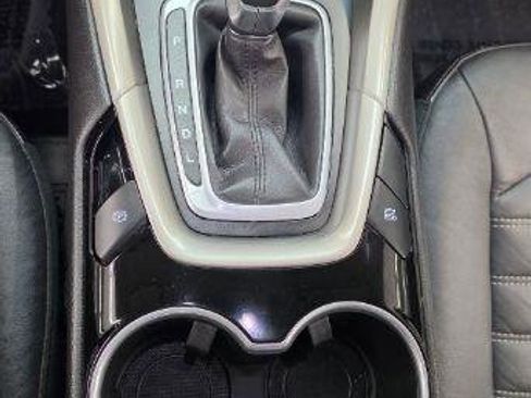 Used 2016 Ford Fusion SE w/ Equipment Group 502A FWD image 19