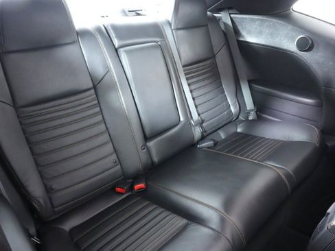 Used 2014 Dodge Challenger R/T w/ Premium Sound Group image 36