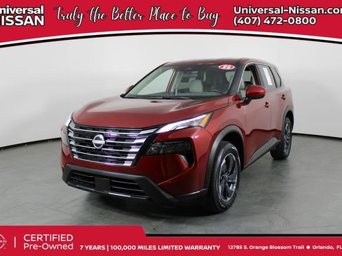 Certified 2025 Nissan Rogue SV image 1