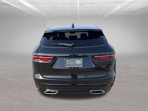 Certified 2026 Jaguar F-PACE R-Dynamic S AWD/4WD image 8