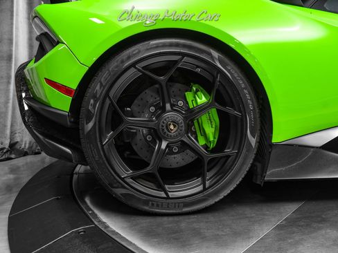 Used 2018 Lamborghini Huracan Performante AWD/4WD image 48