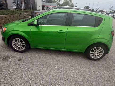 Used 2015 Chevrolet Sonic LT FWD image 3