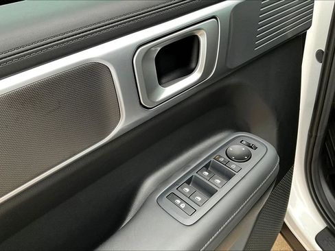 Used 2026 Hyundai Santa Fe SEL image 27