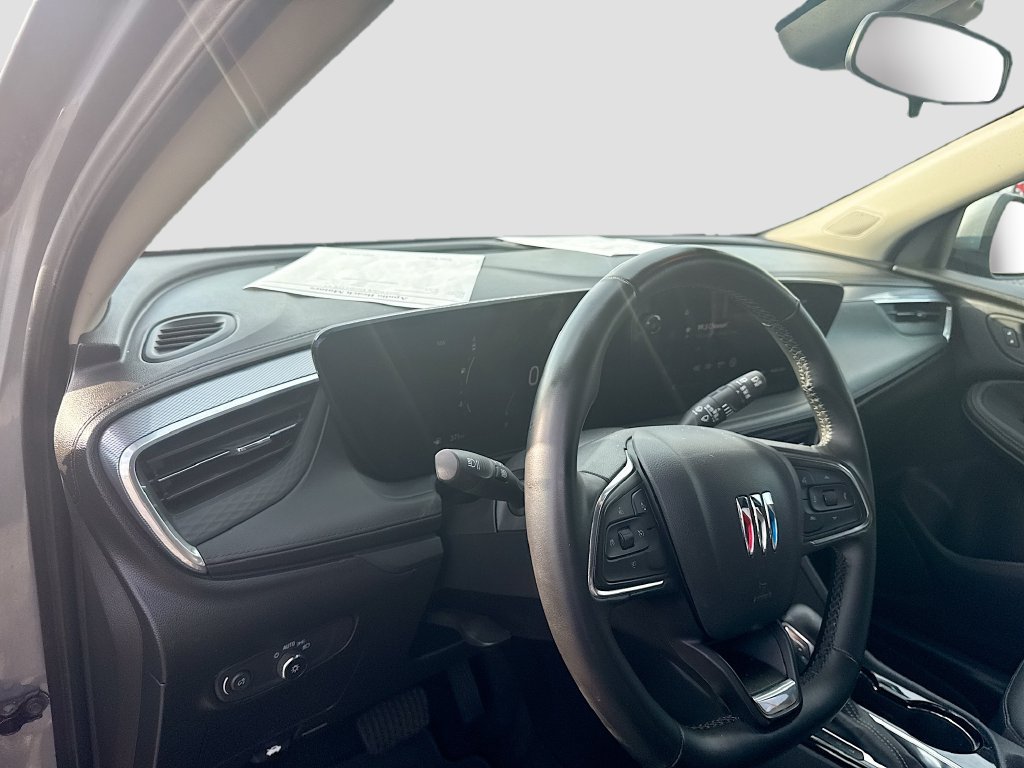 Used 2024 Buick Encore GX Sport Touring FWD image 9