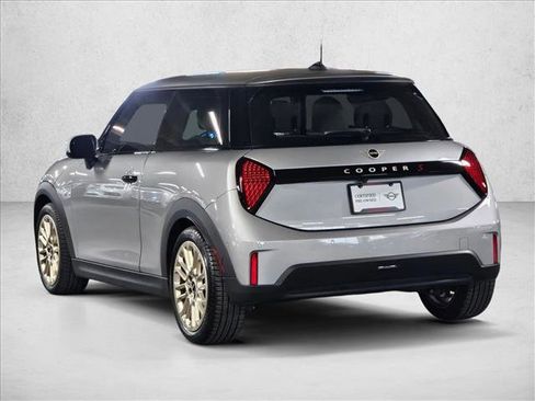 Certified 2025 MINI Cooper S image 8