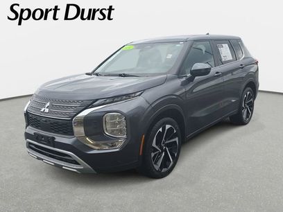 Used 2024 Mitsubishi Outlander SE