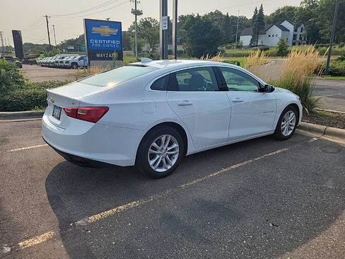 Used 2018 Chevrolet Malibu LT FWD image 10
