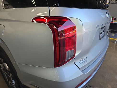 Used 2024 Hyundai Palisade Limited FWD image 34