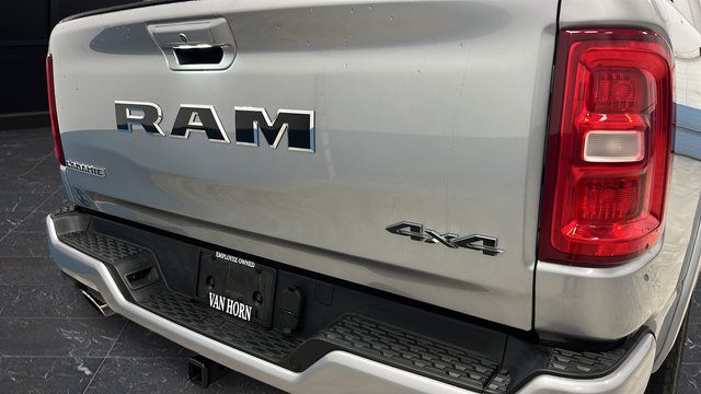 Used 2025 RAM 1500 Laramie w/ Sport Appearance Package AWD/4WD image 40