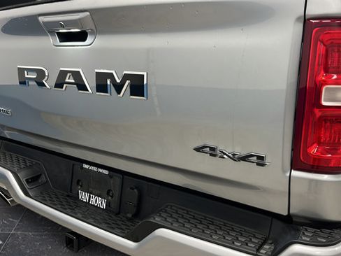 Used 2025 RAM 1500 Laramie w/ Sport Appearance Package AWD/4WD image 40