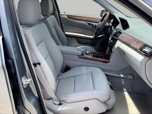 Used 2013 Mercedes-Benz E 350 Sedan image 9