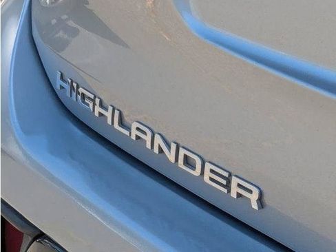 Used 2023 Toyota Highlander Limited AWD/4WD image 53